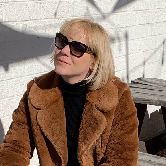 Meet your Posher, Kristiana - Picture 1 of 1